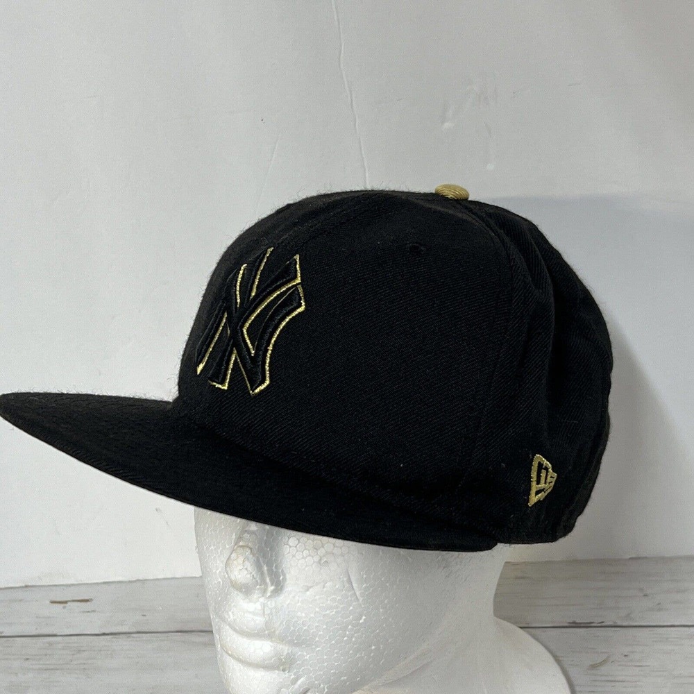 New Era 9FIFTY Baseball Hat MLB Yankees Black- Gold NY Emblem- Snapback- Genuine